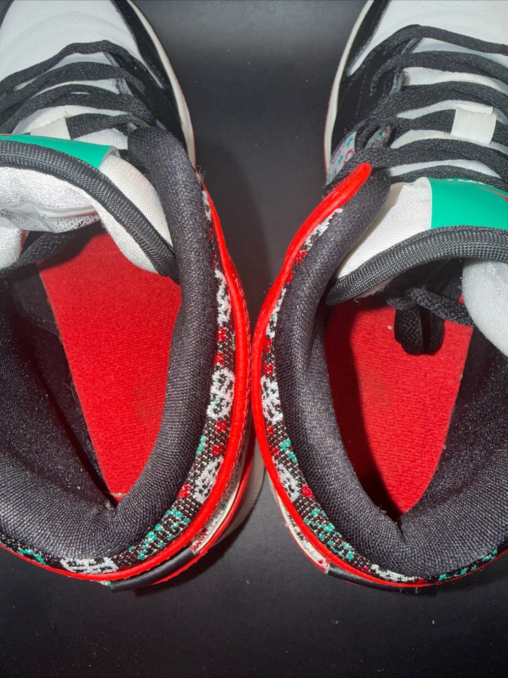 Size 7 (GS) - Jordan 1 SE High Ugly Christmas Sweater, Dm1207-150, Clean, W Box - Picture 4 of 11